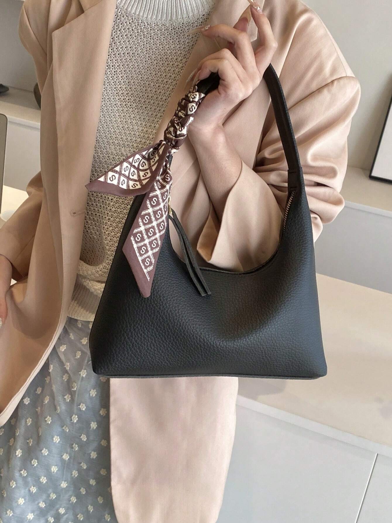 Minimalist Shoulder Bag With Scarf