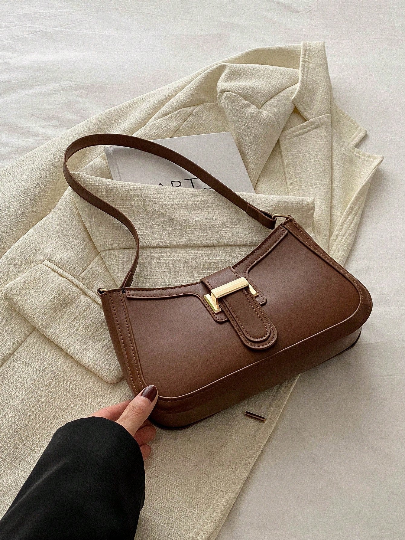Elegant Crescent Shoulder Bag Women