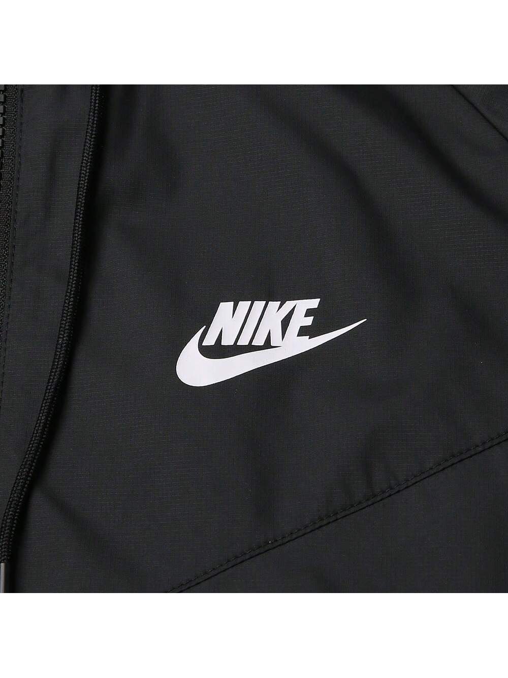 Nike Men’s Woven Hooded Jacket