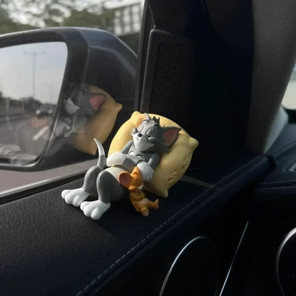 Cartoon Tom & Jerry Figurines