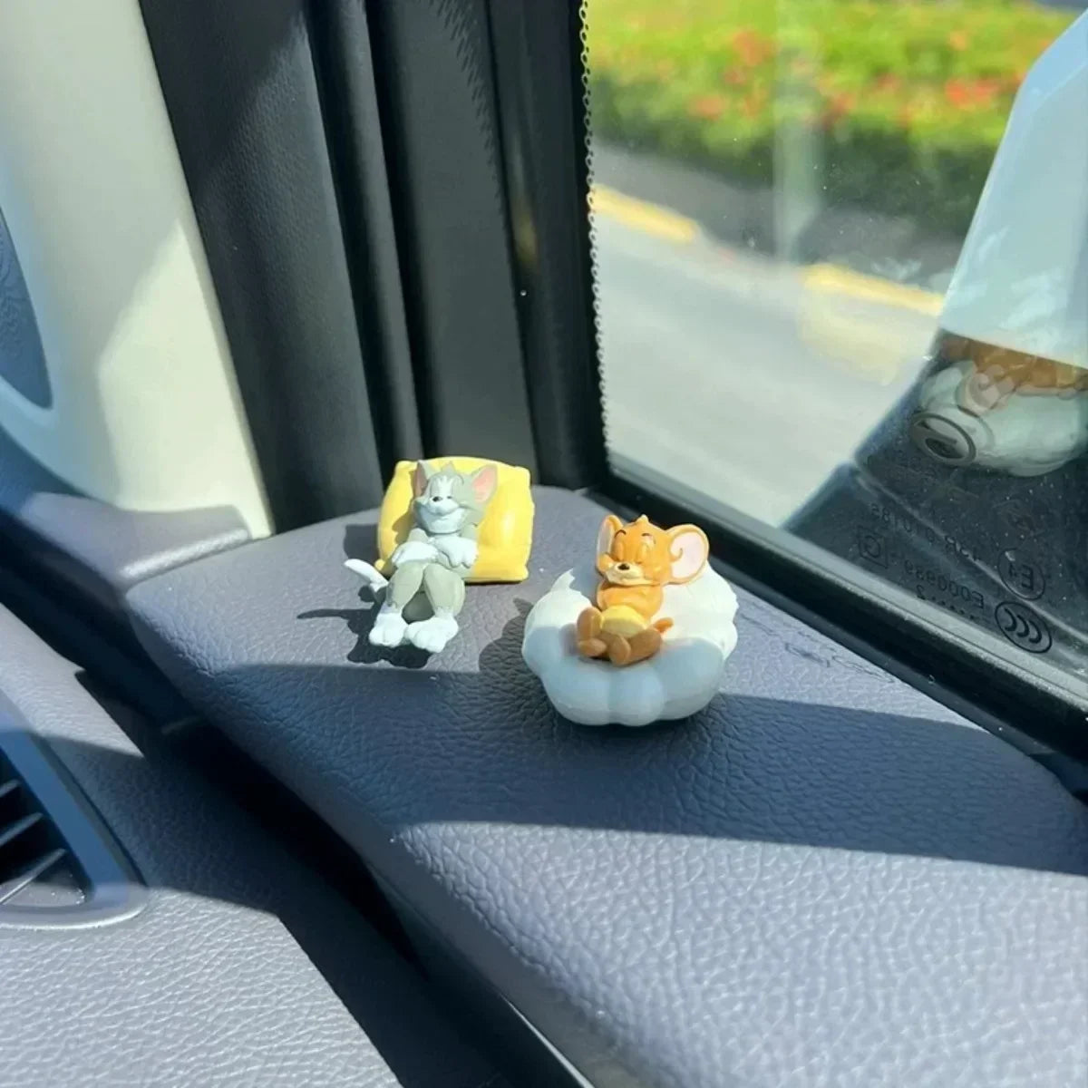 Cartoon Tom & Jerry Figurines