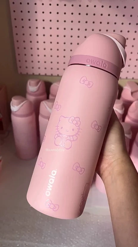 Owala FreeSip Dreamy Field Bottle