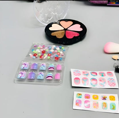 Kids' Beautiful Makeup Kit with Bag Collection